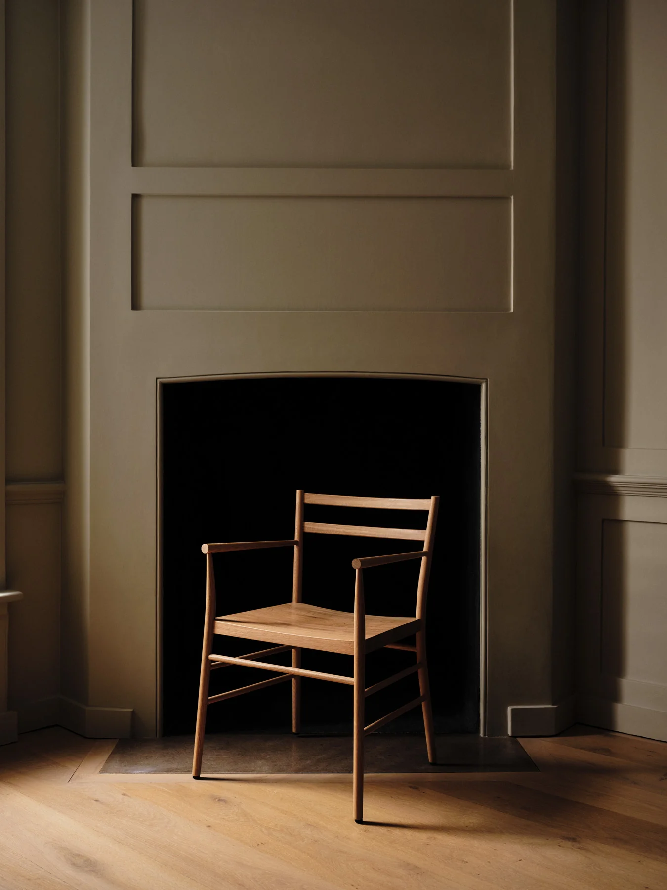 Avery armchair - Image 6