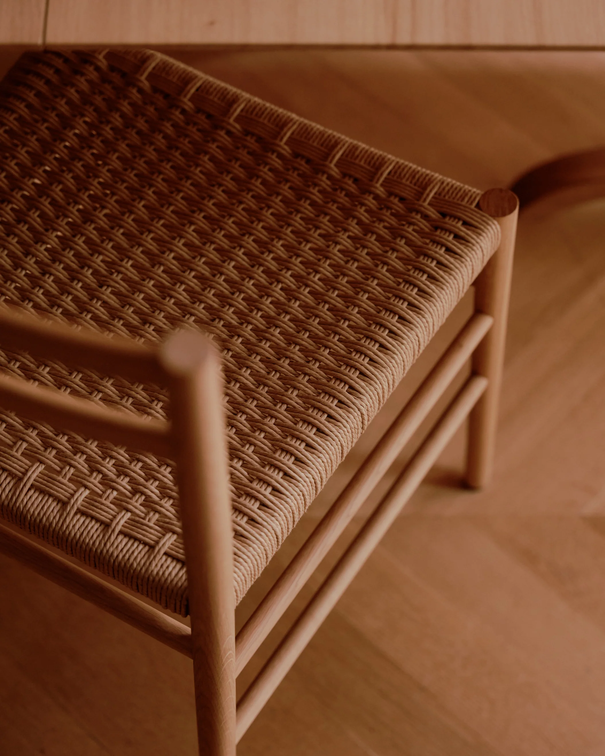 Avery woven dining chair - Image 4