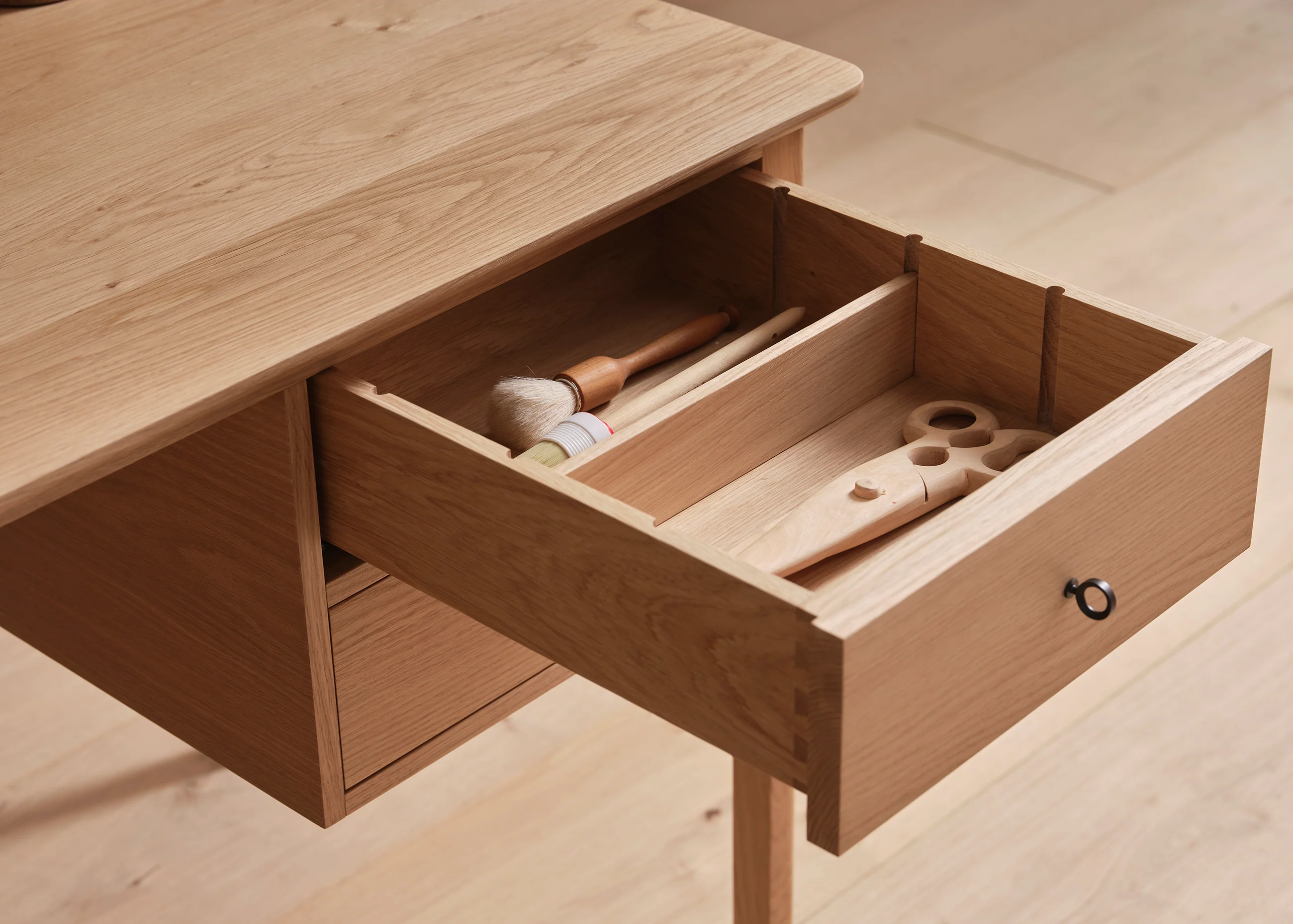 Doyle desk - Image 6