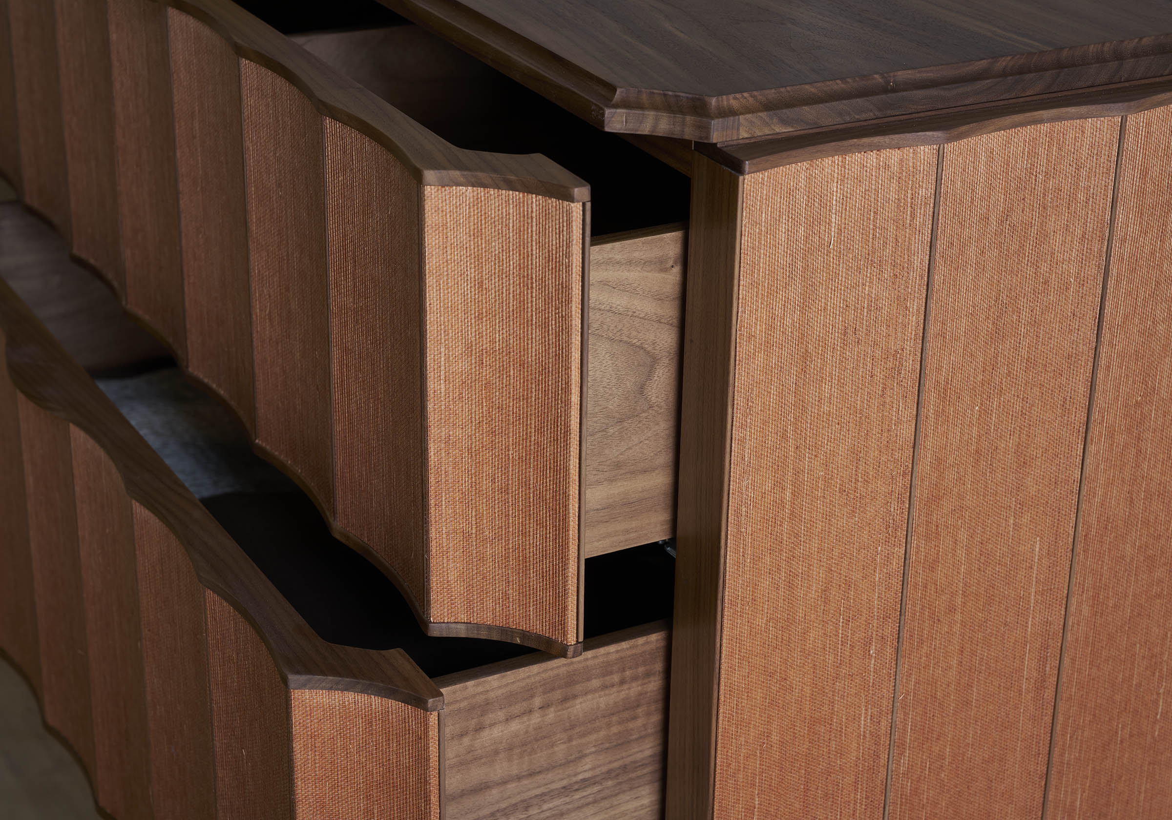 Ellery chest of drawers - Image 6