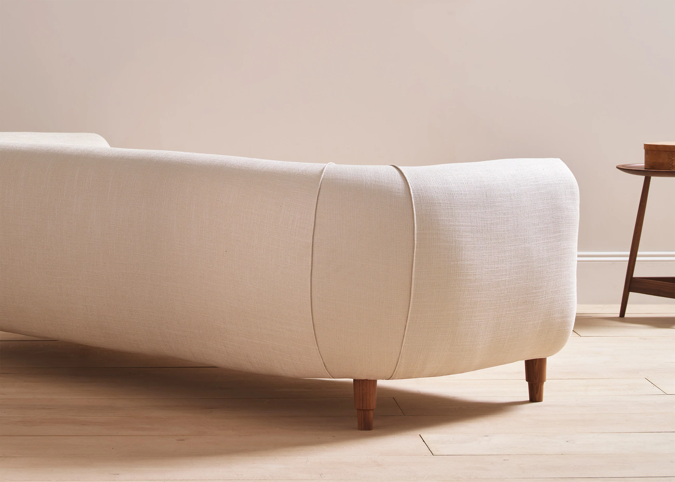 Garagh sofa - Image 4