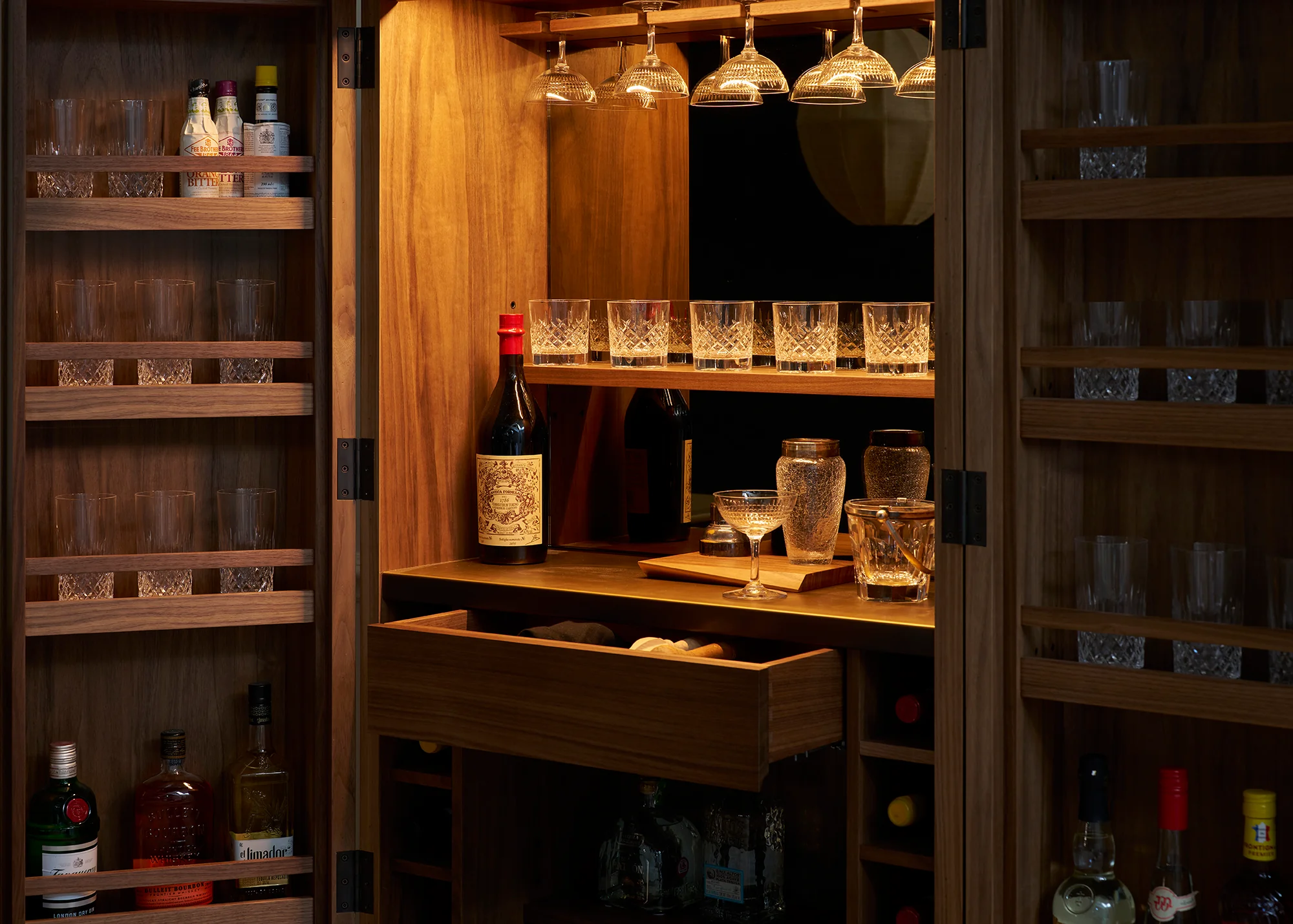 Glover drinks cabinet gold - Image 6