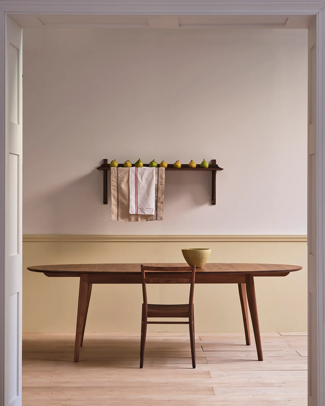 Harper dining table extending - Image 6