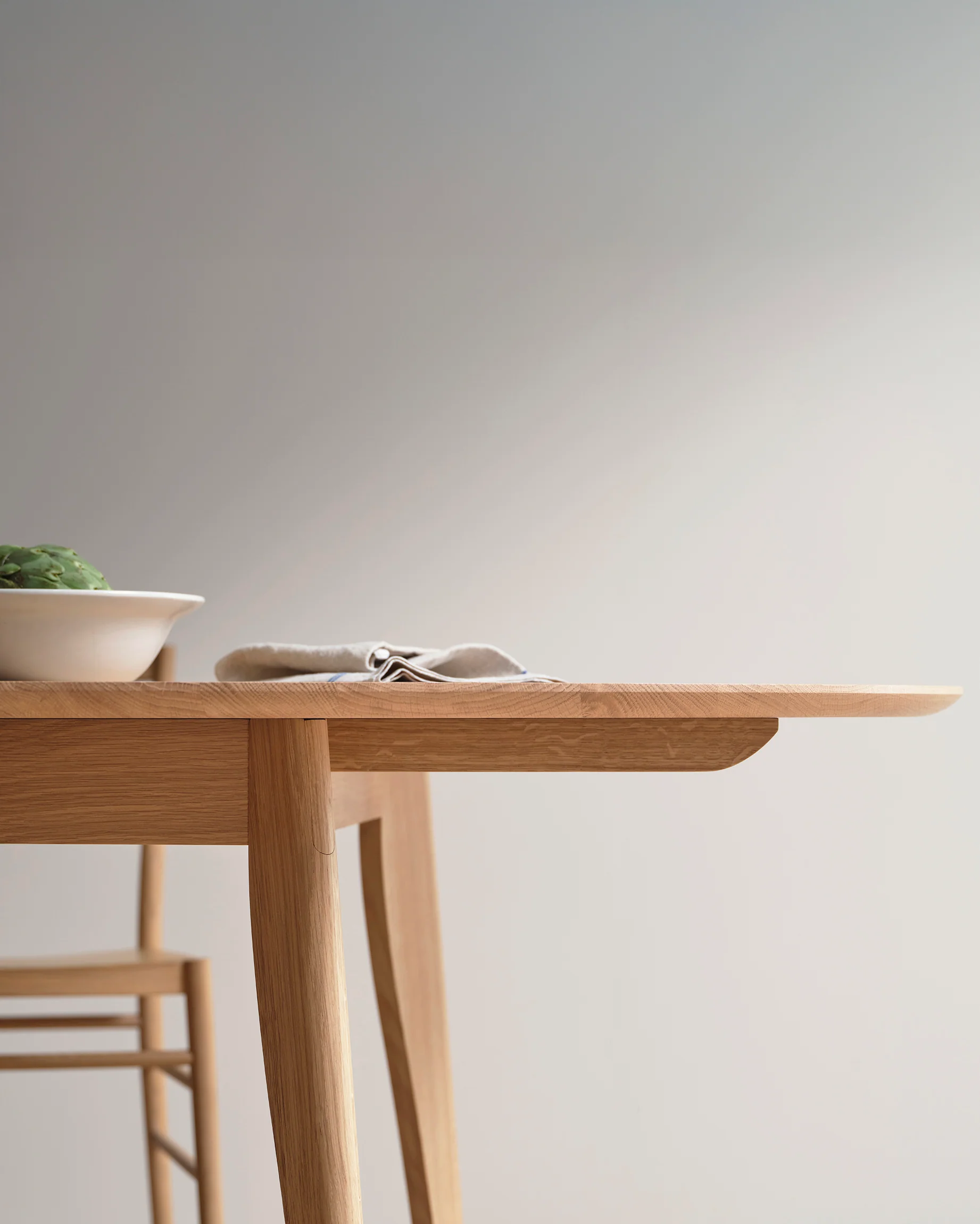 Harper dining table extending - Image 8