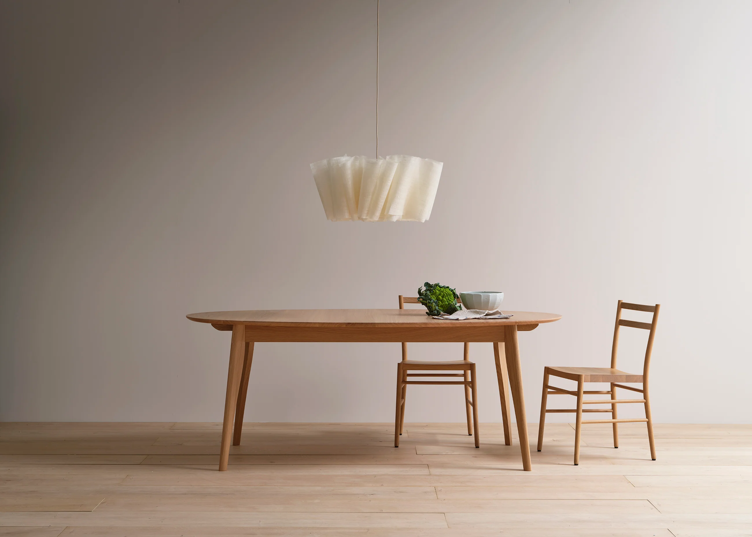 Harper dining table extending - Image 9