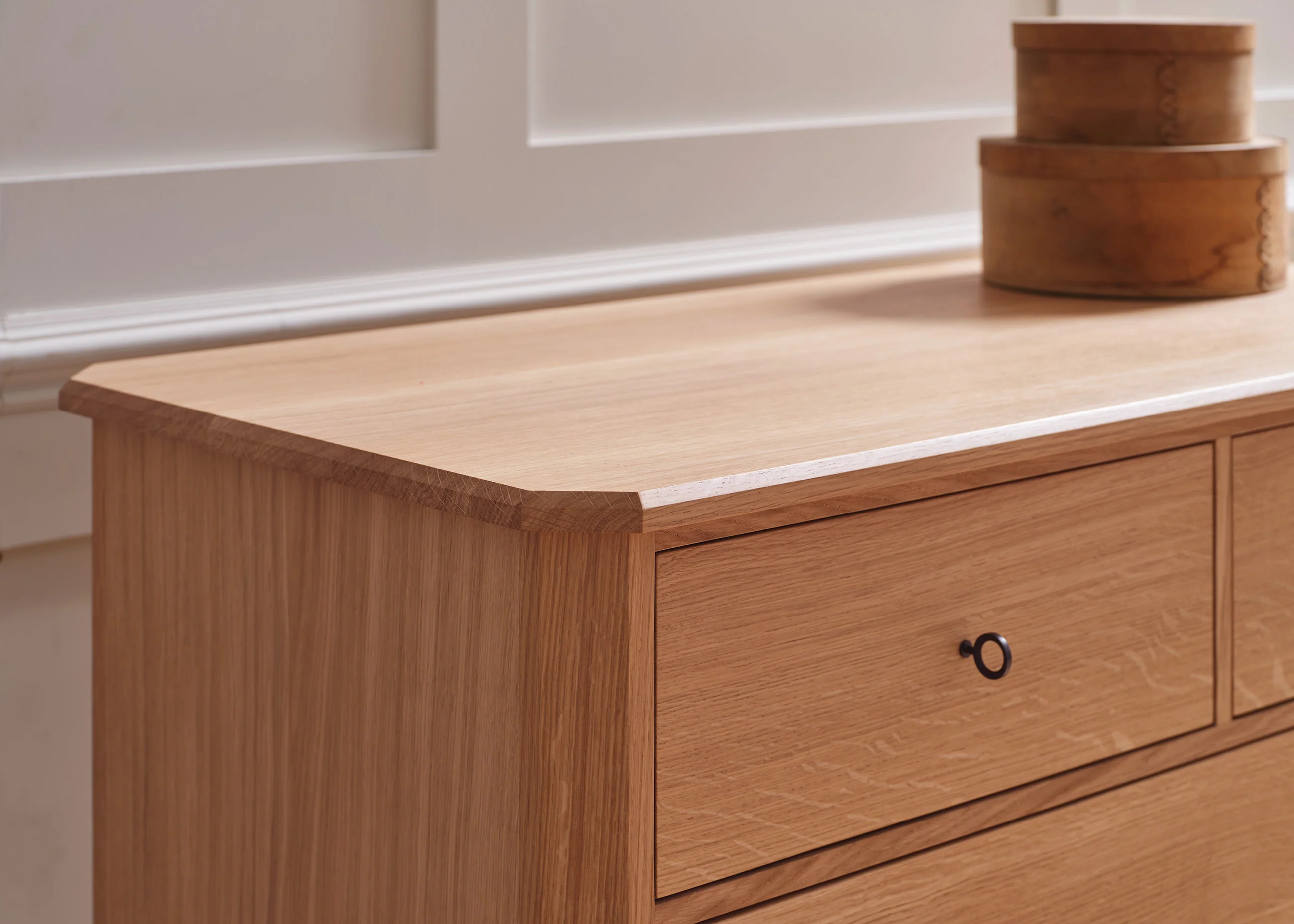 Kentridge chest of drawers - Image 2