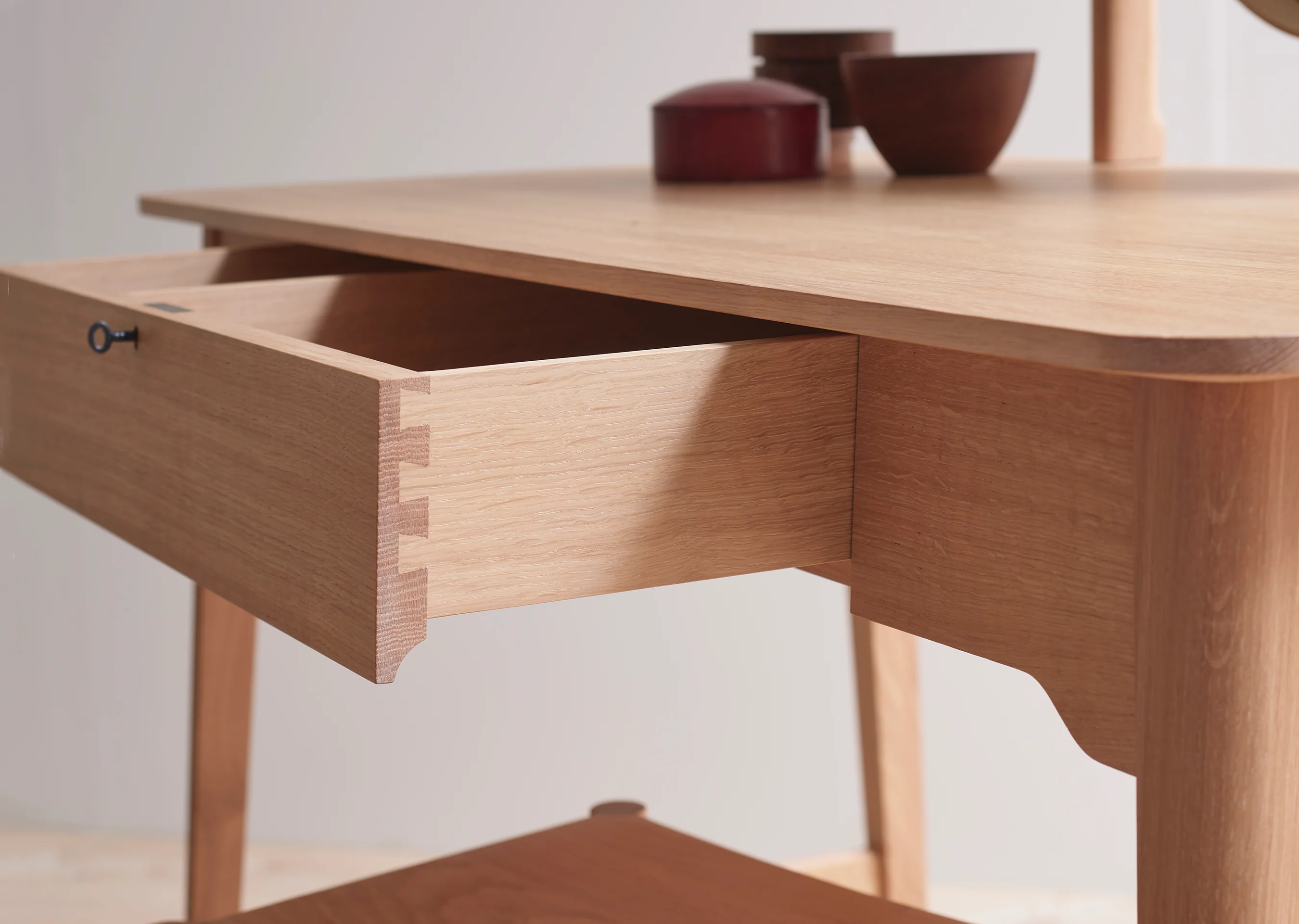 Lana dressing table II - Image 7