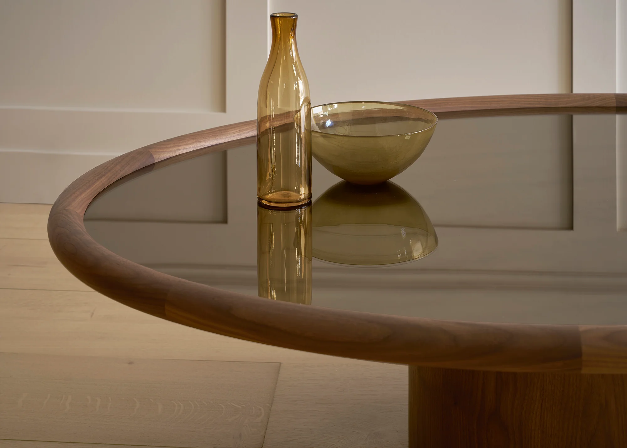 Landry coffee table elliptical bronze - Image 4