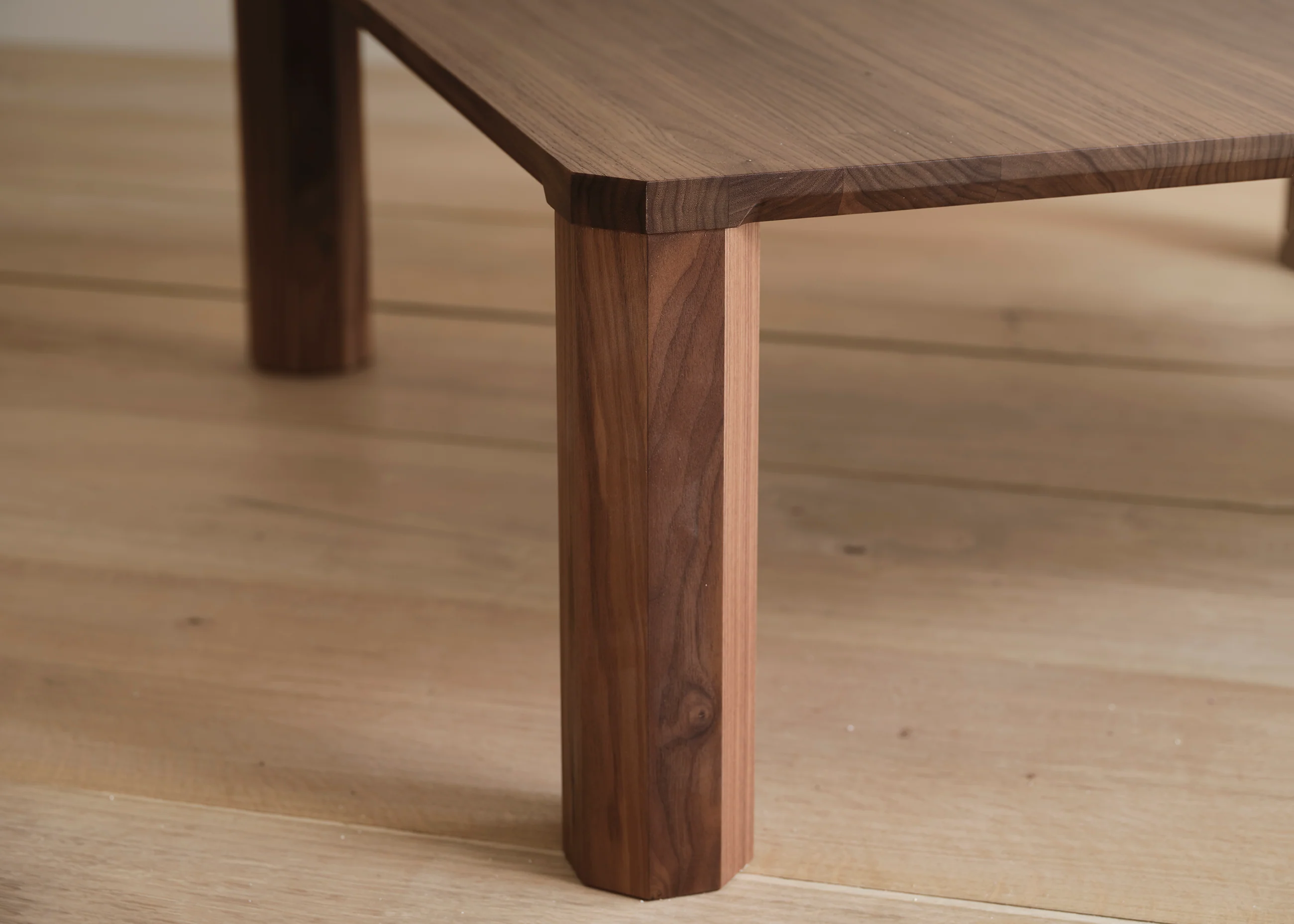 Mead coffee table - Image 7
