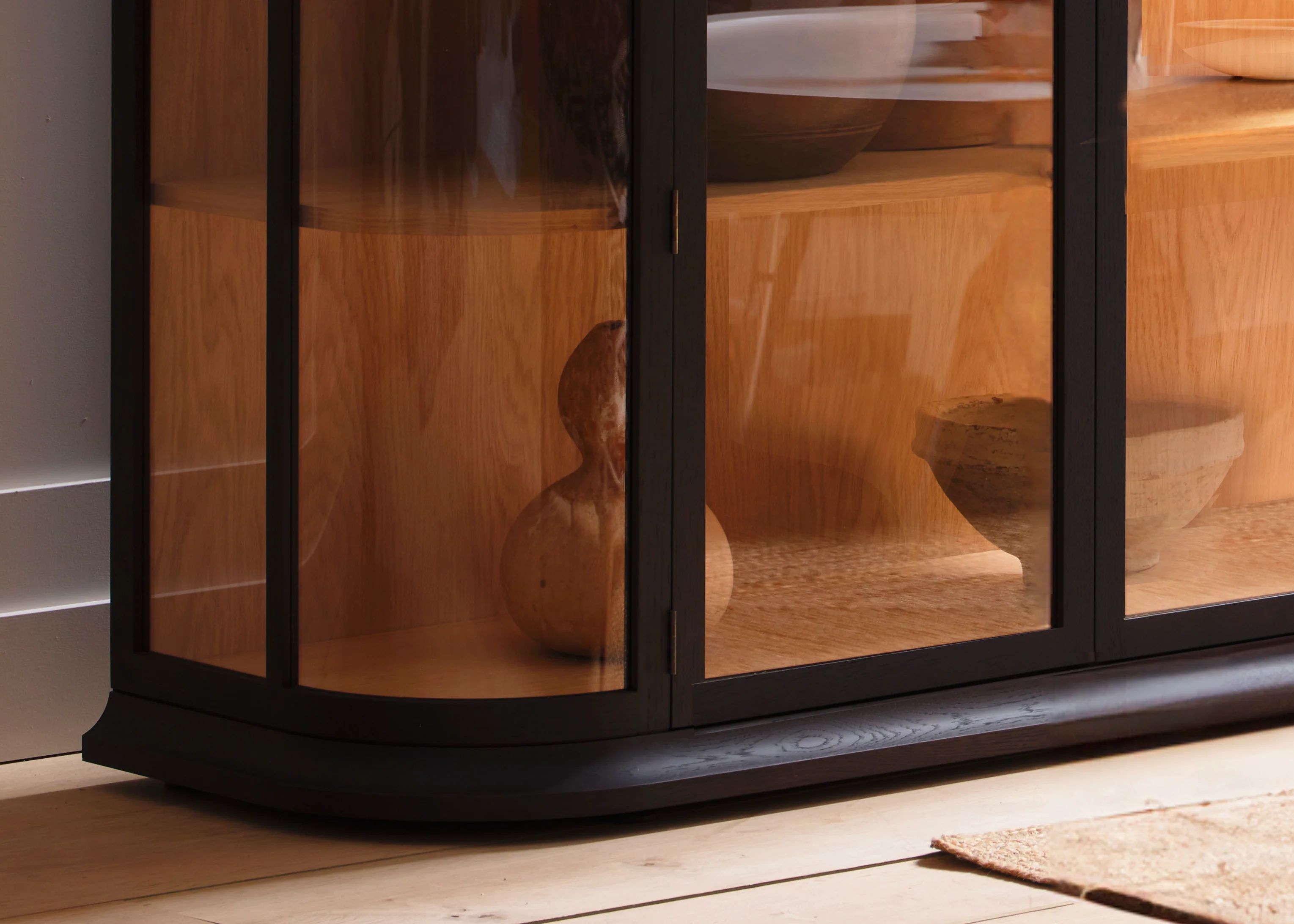 Mercier sideboard glass - Image 4