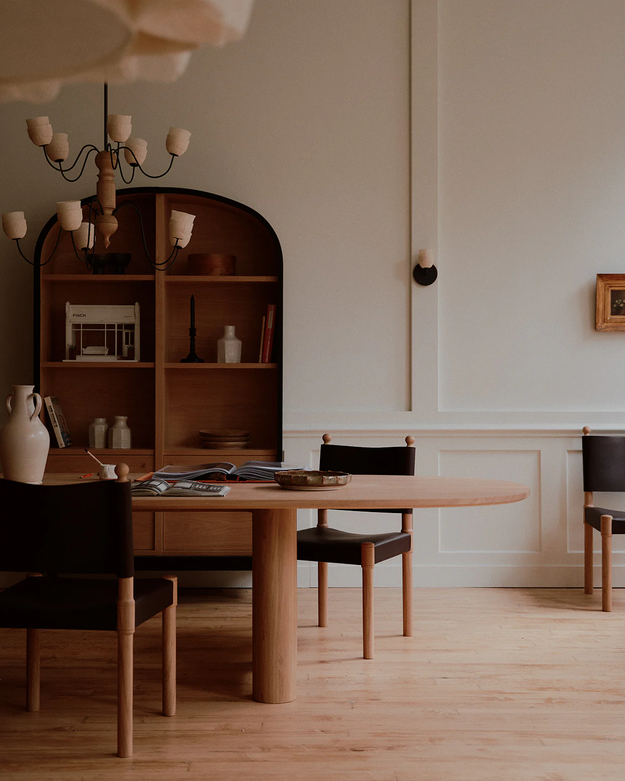 Onis dining table - Image 6