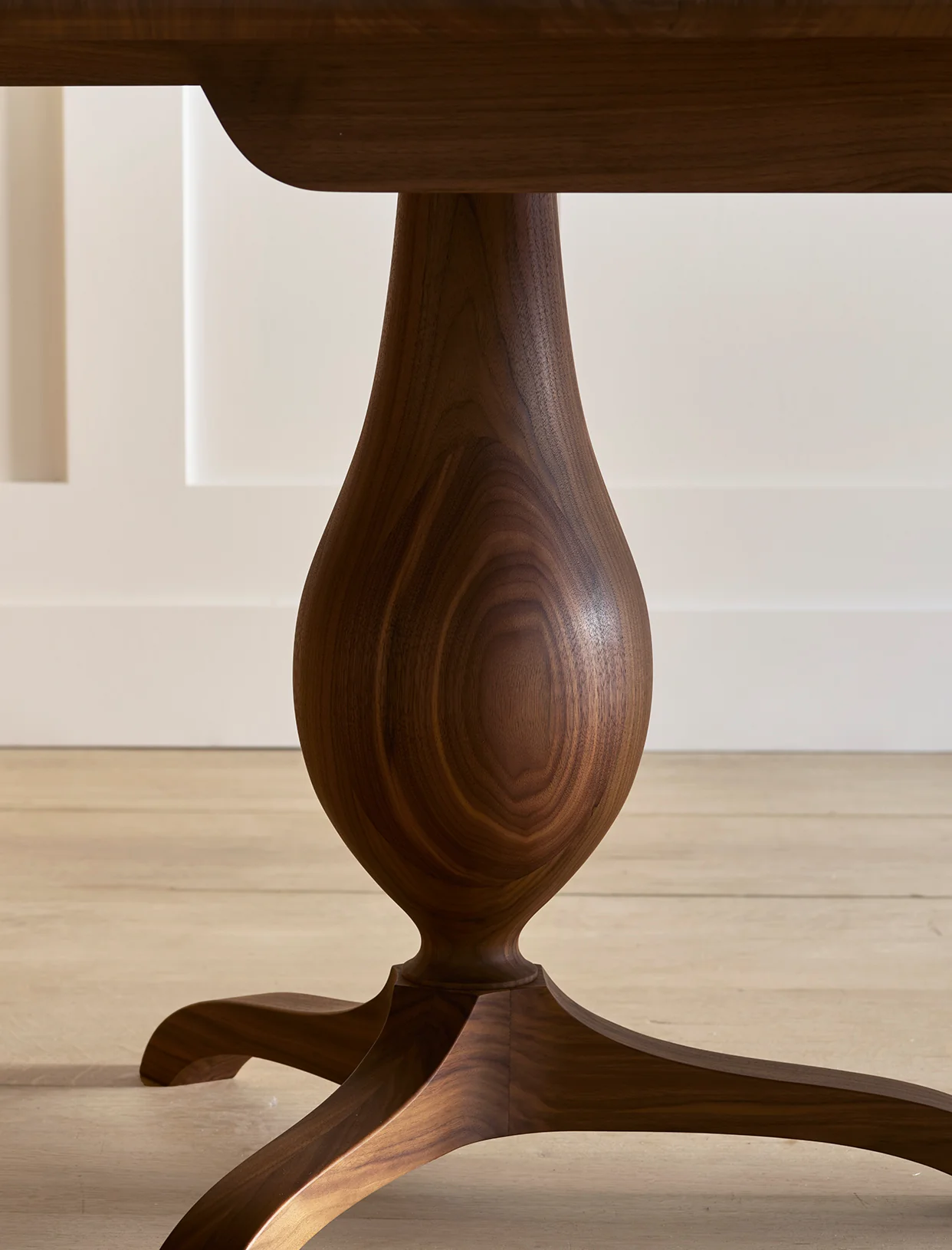 Tove dining table extending - Image 9