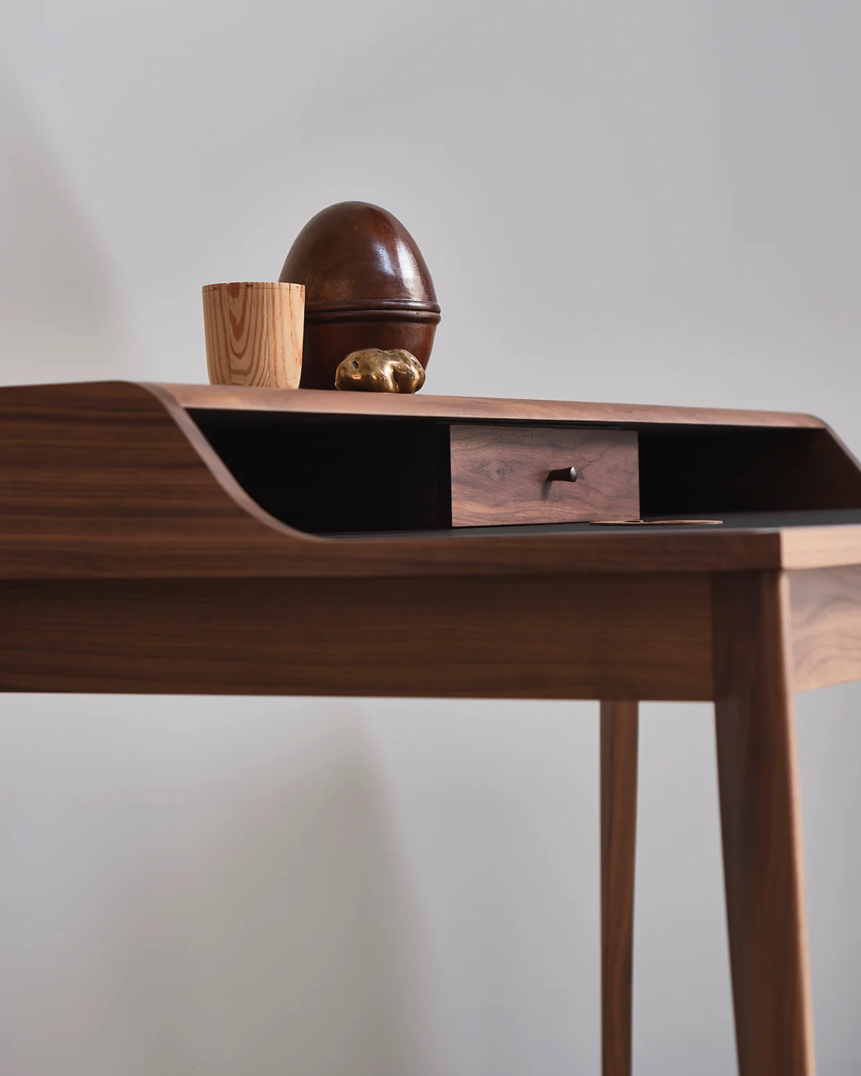 Yves desk - Image 4